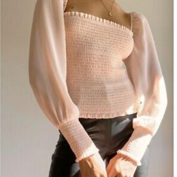 Aritzia Wilfred Tempest Women's Pink Saga Blouse Size Small Puff Sleeve‎ Smocked - Picture 1 of 7